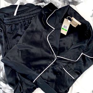 brand new set of pjs! never worn